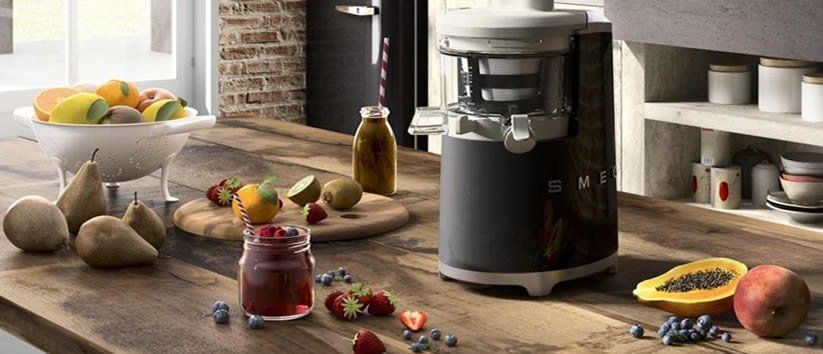 Juice extractors
