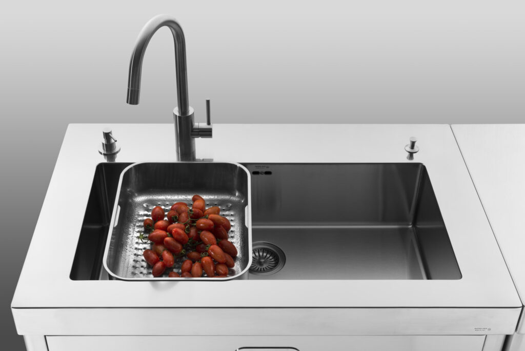 BF 10 Alpes Inox Basin with perforated bottom for bowls - Image 2