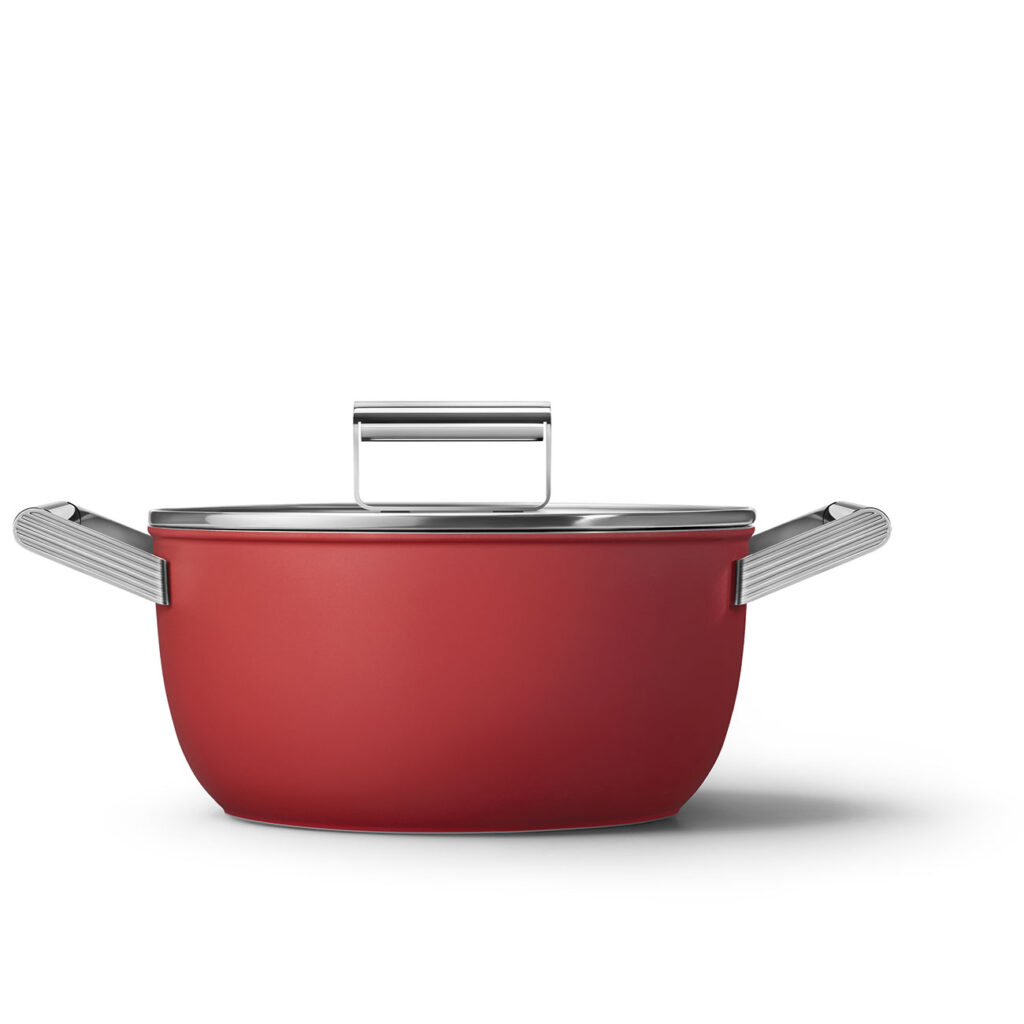 Smeg Non-stick 24 cm Casserole Dish - Image 3